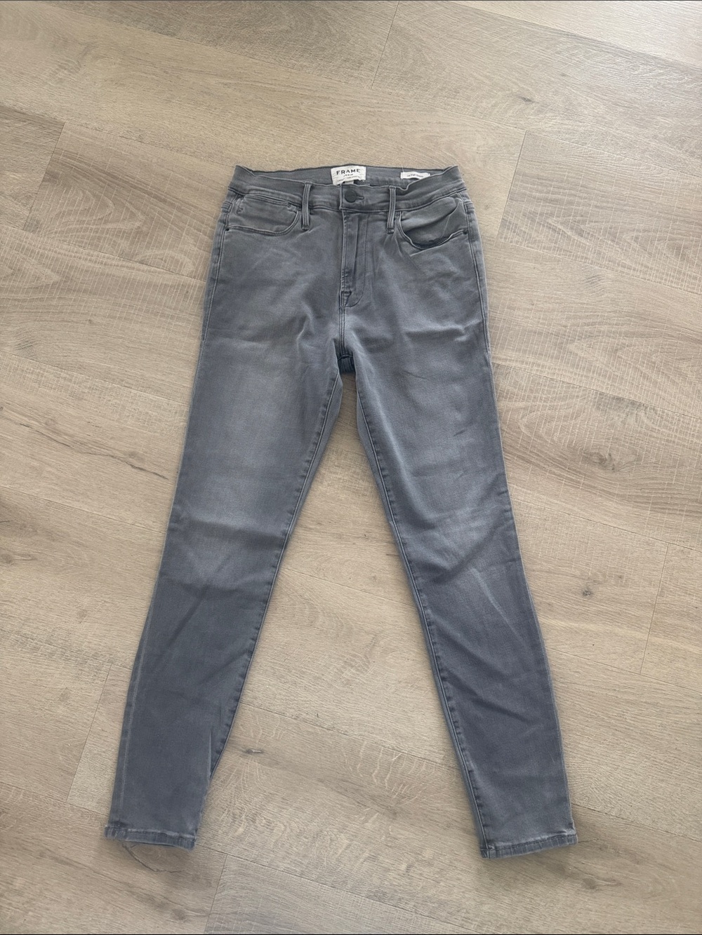 Frame Le High Skinny jeans in slate grey, size 28.